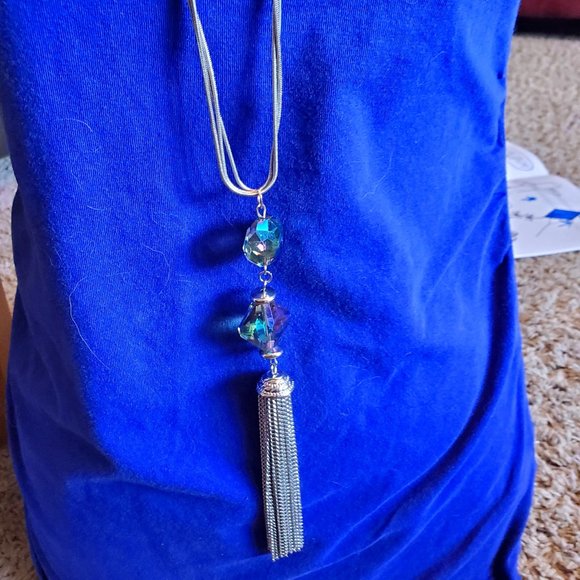 34" Silver Snake Chain 7" Tassel Pendant Necklace - Picture 1 of 7